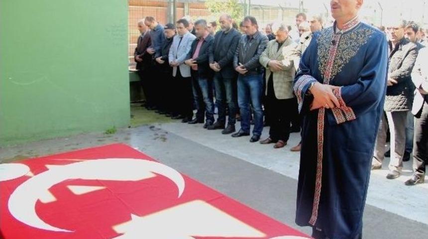 Şehit Savcı Kiraz İ&ccedil;in Gıyabi Cenaze Namazı Kılındı
