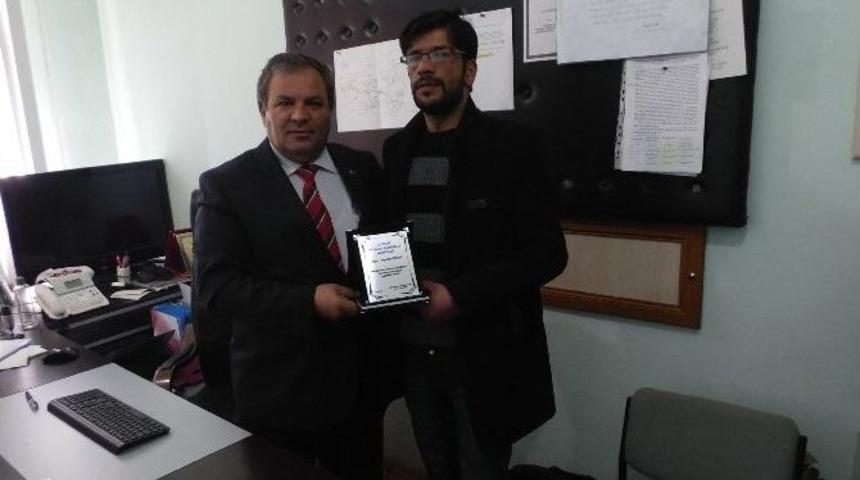 Muhtardan Kaymakama Plaket