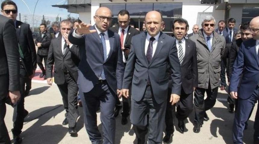 Bakan Işık, Cengiz Topel Havalimanı Hakkında Bilgi Aldı