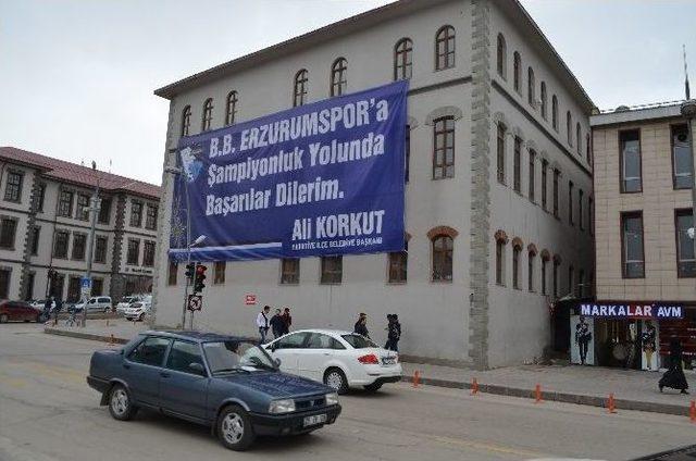 Ali Korkut’tan Büyükşehir Belediye Erzurumspor’a Destek 1