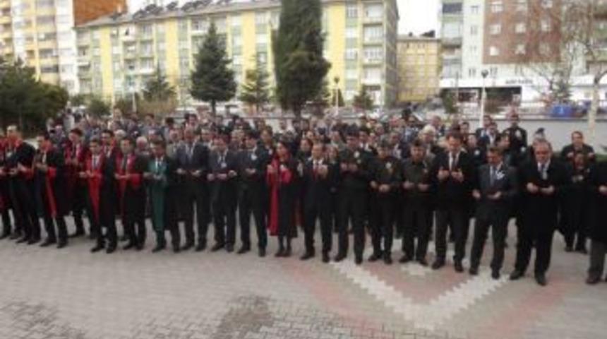 Seydişehir Adliyesi &Ouml;n&uuml;nde Şehit Savcı Kiraz Anıldı