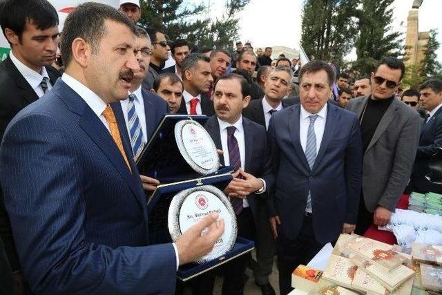 Şanlıurfa’da ’üç Dilde’ Dua Edildi