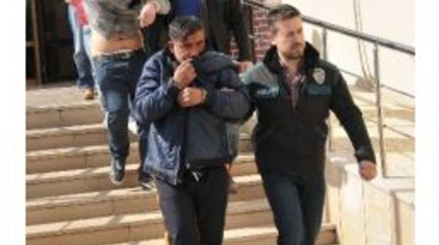 &Uuml;niversite &Ouml;ğrencilerini Zehirleyen 10 Kişi Tutuklandı