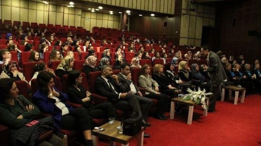 Meme Kanseri Erkekleri De Tehdit Ediyor