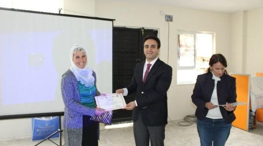 Sason &Ccedil;ilek &Uuml;reticilerine Sertifikaları Verildi