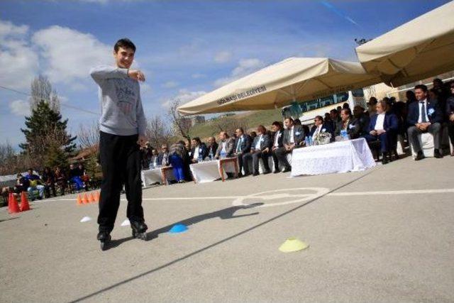 Gölbaşı'nda 'otizm Farkındalık Günü'