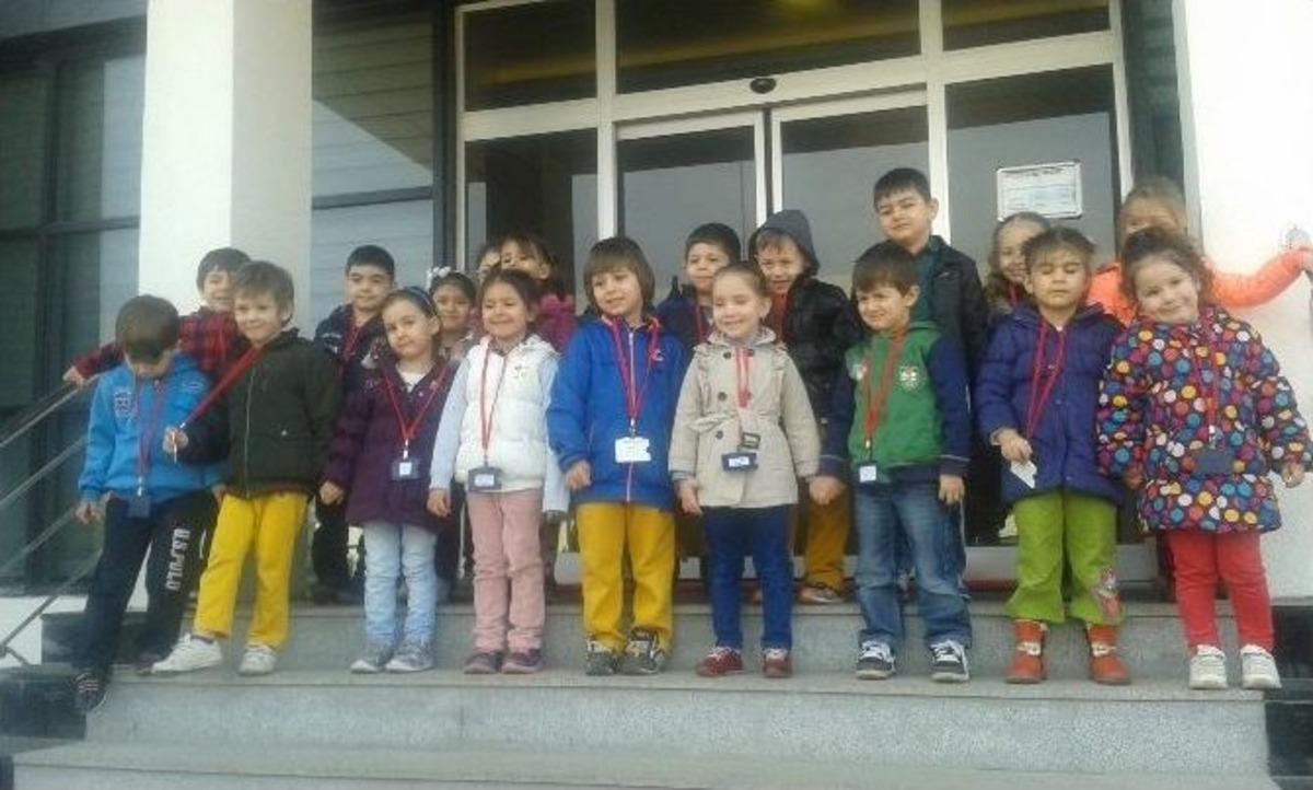 Saraylı Minik &Ouml;ğrencilerden Anlamlı Ziyaret