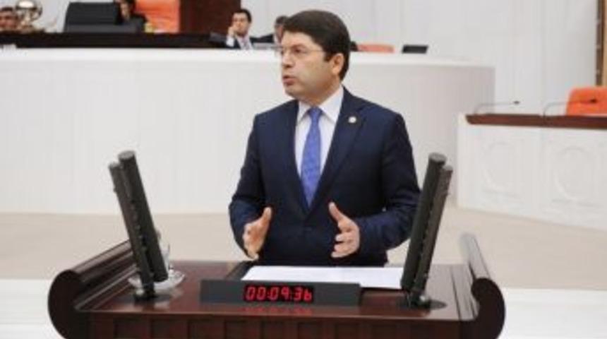 Milletvekili Tun&ccedil;: &ldquo;avukatlar G&ouml;revlerini Yaparken Hakkın Ortaya &Ccedil;ıkarılması Adına &Ccedil;ok &Ouml;nemli Bir Hizmet Yerine Getirmektedir&rdquo;