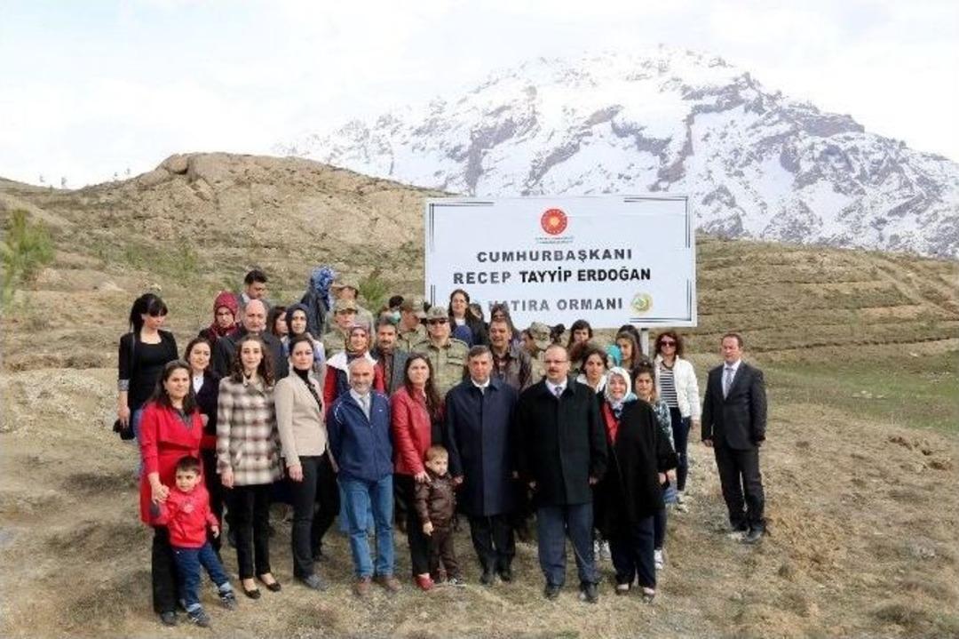 Şehit Savcı Kiraz İ&ccedil;in Fidan Dikildi