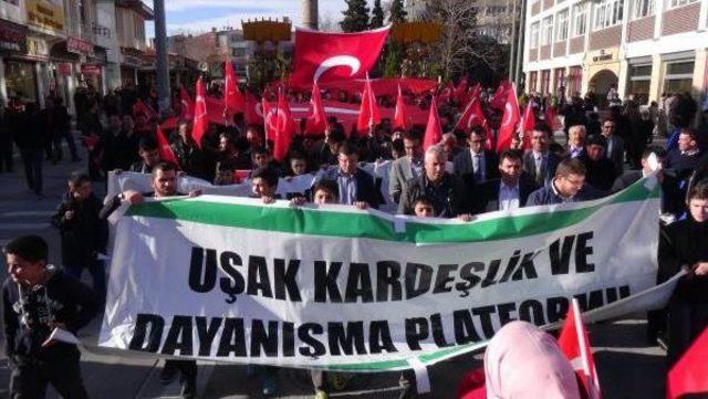 Uşak Valisi, Savcı Kiraz Cinayetine Tepki Protestosuna Destek Verdi 1