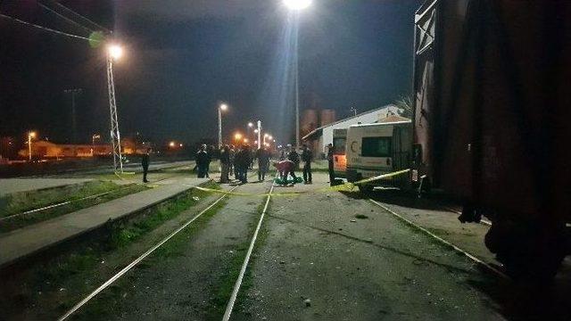 Trenin &Ccedil;arptığı Gen&ccedil; &Ouml;ld&uuml; 1