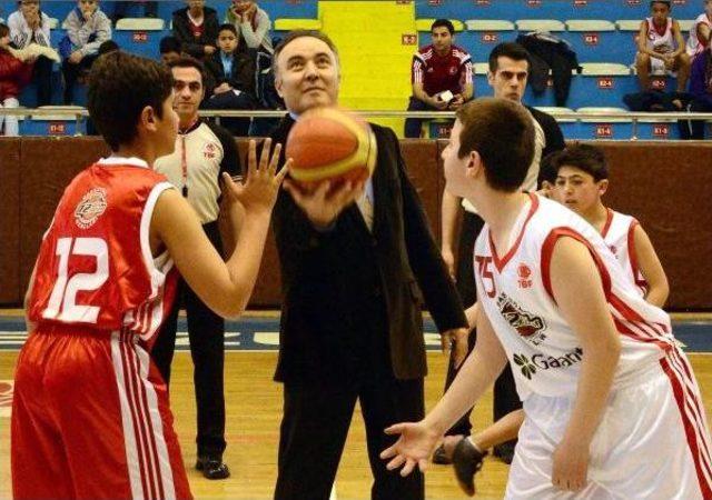 Erzurum'da Basket Şöleni