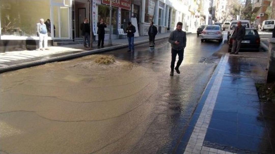 Sel Değil Şebeke Suyu