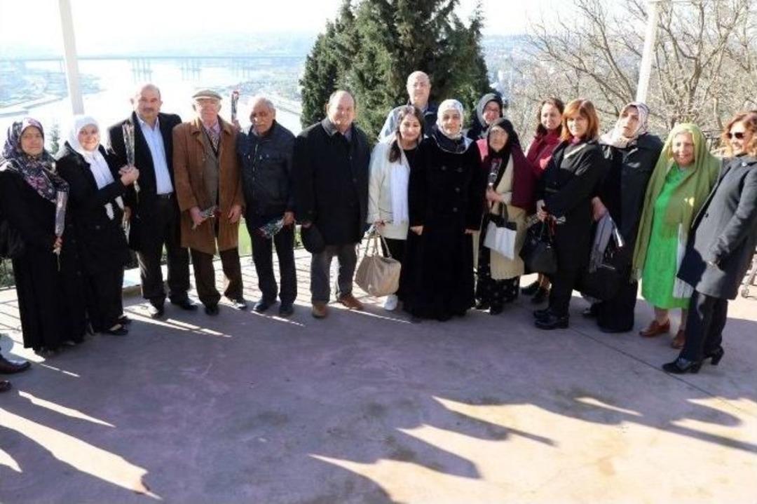 Ey&uuml;p Sultan&rsquo;da Huzur Buldular