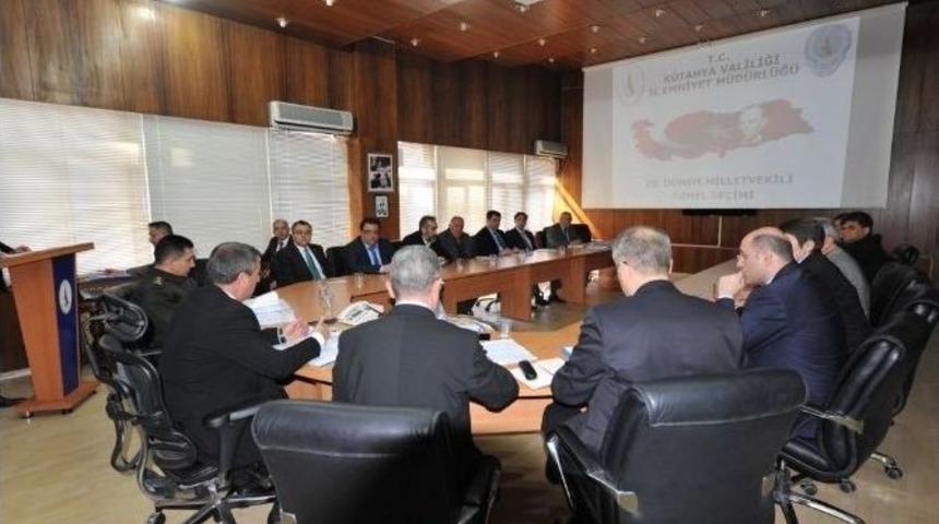 K&uuml;tahya&rsquo;da &rsquo;se&ccedil;im G&uuml;venliği&rsquo; Toplantısı