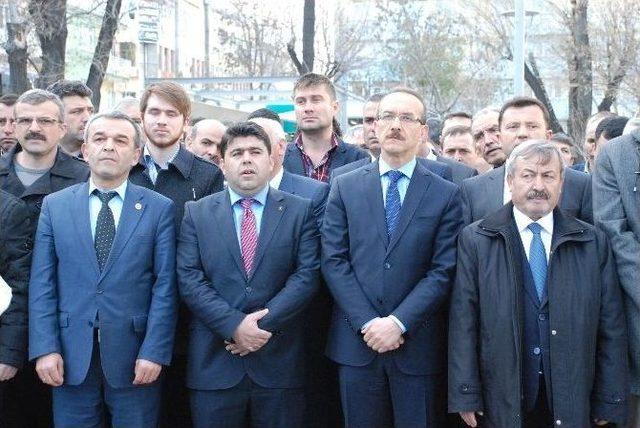 Uşak&rsquo;ta Binlerce Kişi Savcı Kiraz İ&ccedil;in Y&uuml;r&uuml;d&uuml; 1