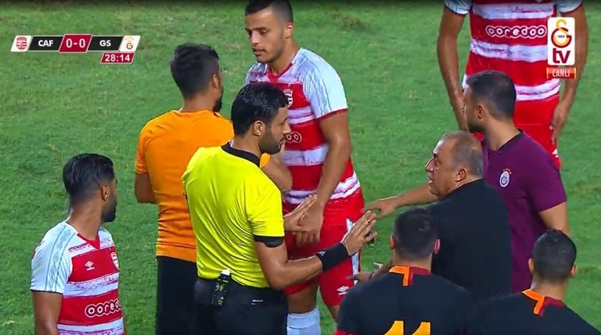 Fatih Terim, Club Africain - Galatasaray maçında çıldırdı