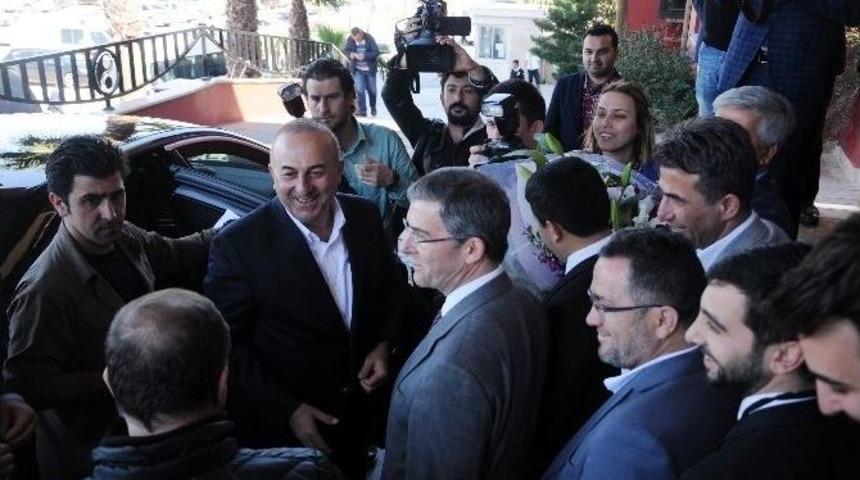 Dışileri Bakanı &Ccedil;avuşoğlu Antalya&rsquo;da