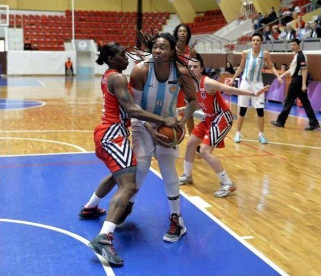 Adana Aski Spor-Mersin Büyükşehir Belediyesi: 74-71