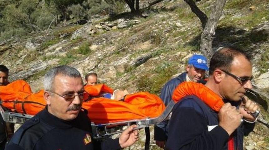 S&ouml;ke&rsquo;de U&ccedil;uruma Yuvarlanan Yaralı Genci İtfaiye Ve Umke Kurtardı