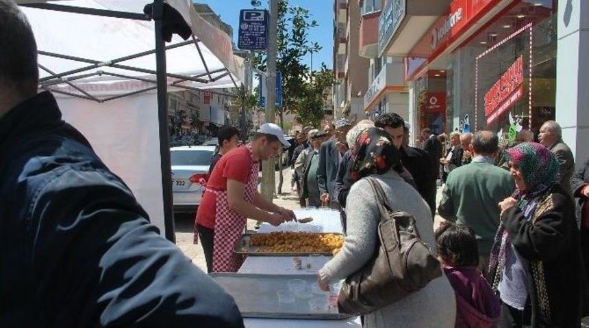 T&uuml;rkeş Adına Denizli&rsquo;de Lokma D&ouml;kt&uuml;r&uuml;ld&uuml;