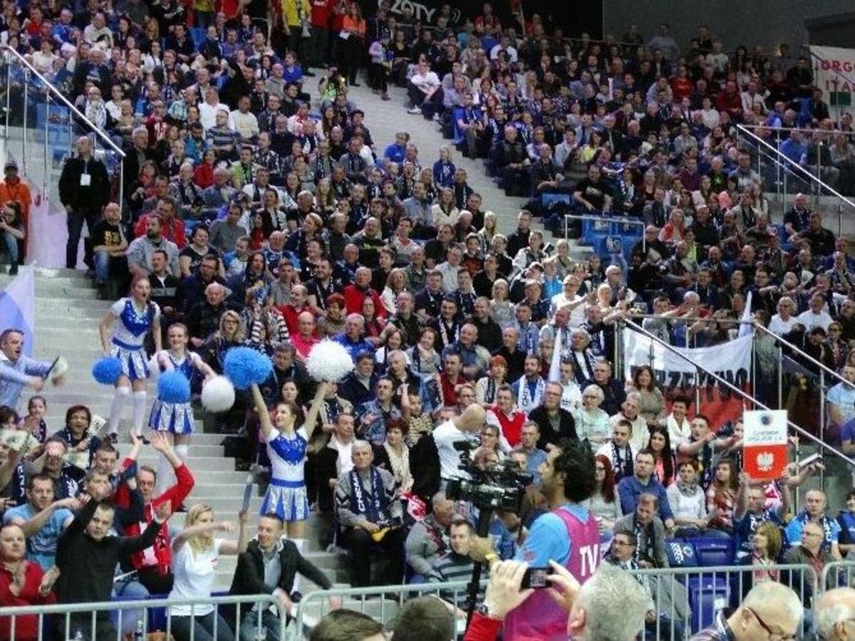 İlk Finalist Unendo Yamamay Busto