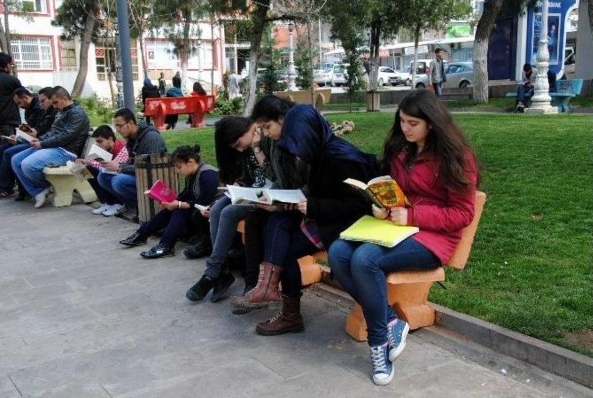 Siverek&rsquo;te Kitap Okuma Etkinliği