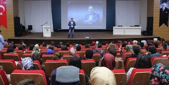 Yönetmen Yıldız: “gençlik İçinde Büyük Bir Cevher Barındırıyor”