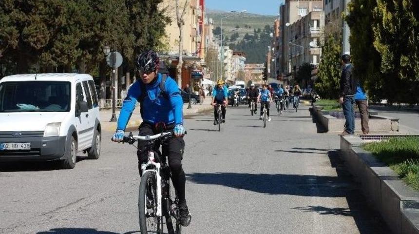 Emniyet M&uuml;d&uuml;rl&uuml;ğ&uuml; Bisiklet Turu D&uuml;zenledi