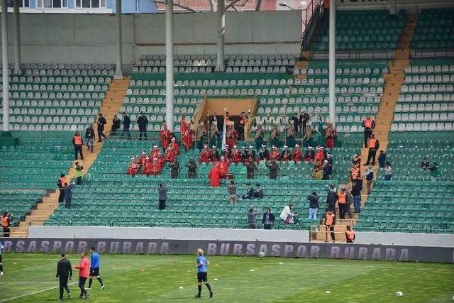 Bursaspor’a Mehter Takımı Desteği