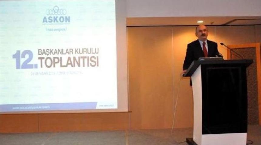 M&uuml;ezzinoğlu: Bu Millete 150 Yıldır Kır Tavuğu Muamelesi Yaptılar
