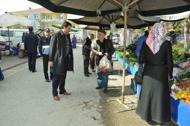 Başkan Ak Vatandaşlarla Bir Araya Geldi