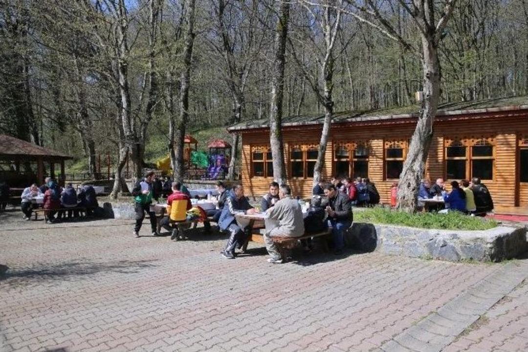 Ey&uuml;p Belediyesi Personeli Doğa Y&uuml;r&uuml;y&uuml;ş&uuml;nde Buluştu