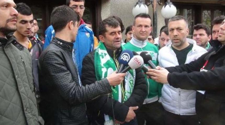 Bursasporlu Taraftarlar Ankara'ya Otob&uuml;s Istedi