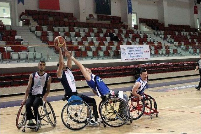 Tekerlekli Sandalye Basketbol Süper Ligi