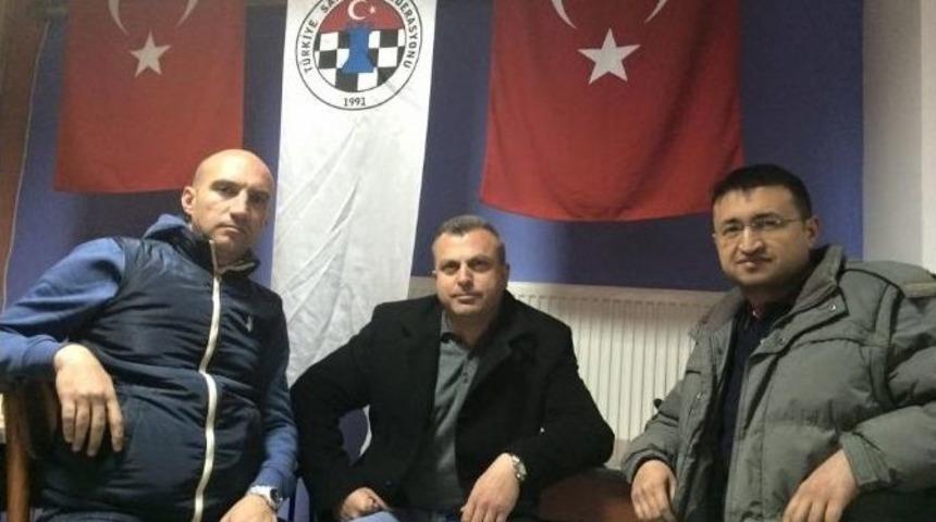 Bahar Arslan, K&uuml;tahya Satran&ccedil; Turnuvasında İl İkincisi Oldu