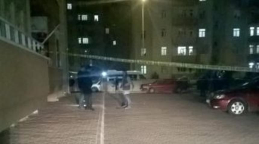 8. Kattan D&uuml;şen &Ccedil;ocuk Hayatını Kaybetti