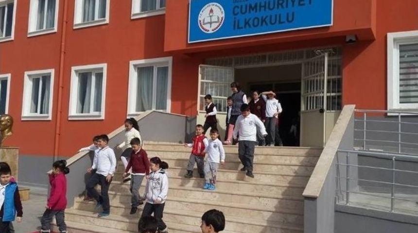 Ak&ccedil;akoca&rsquo;da Yangın Tatbikatı Ger&ccedil;eğini Aratmadı