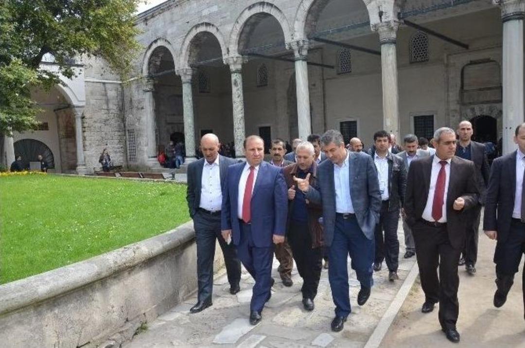 Tatvanlı Muhtarların İstanbul Gezisi