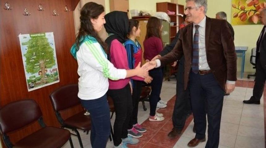 Tavşanlı&rsquo;da T&uuml;rkiye Şampiyonlarına Hediye