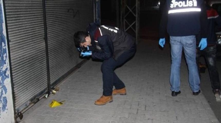 Gaziantep&rsquo;te &ldquo;ne Bakıyorsun&rdquo; Kavgasında Suriyeli Bir &Ccedil;ocuk Vuruldu