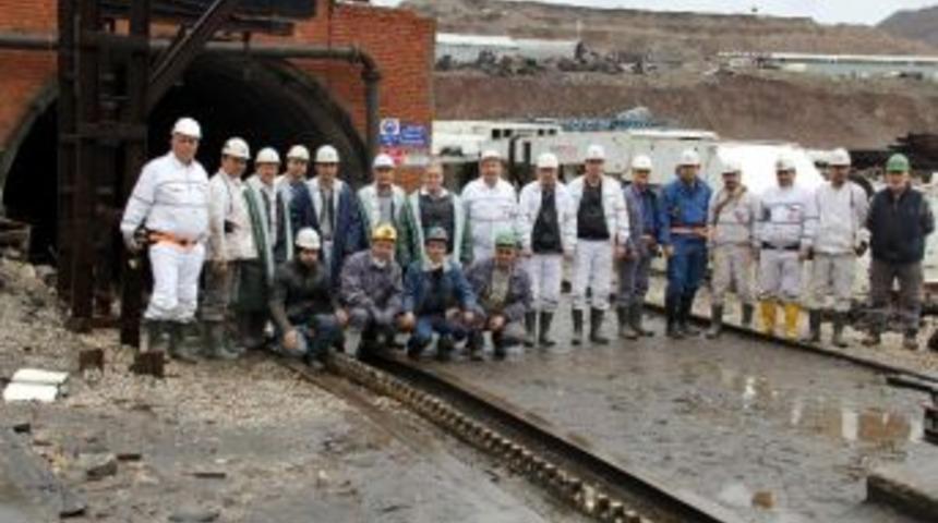 Ak Parti&rsquo;li Vural Kavuncu: Yeraltı İş&ccedil;isinin Haftalık İzni Artık 2 G&uuml;n