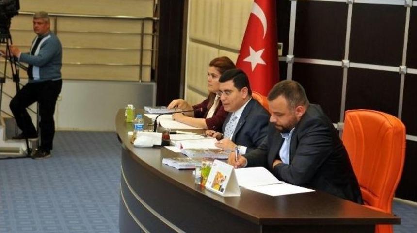 Meclisten 3 Mahalleye Hizmet M&uuml;jdesi