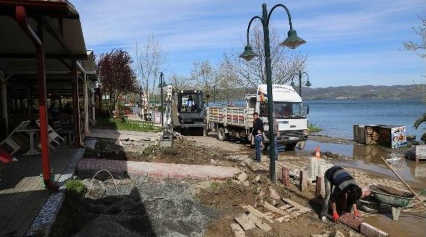 Sapanca Belediyesi Sahil Bandını Yeniden D&uuml;zenliyor