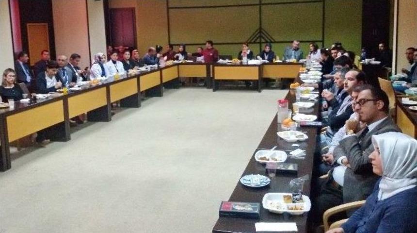 Hastane &Ccedil;alışanlarına Seminer Verildi