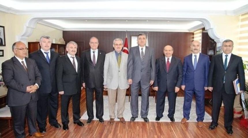 Yeni Rekt&ouml;r Prof.dr. Ramazan Taşaltın G&ouml;reve Başladı