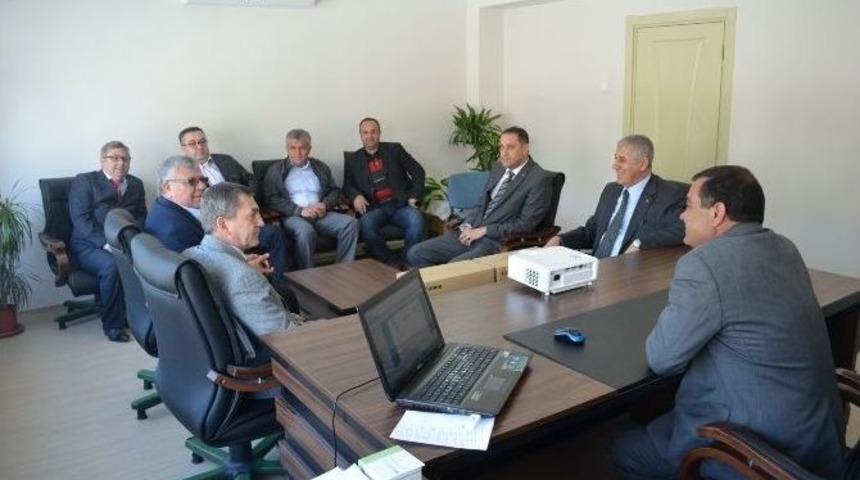 Salihli Tso&rsquo;dan Kula&rsquo;daki 20 Okula Projeksiyon Cihazı Desteği