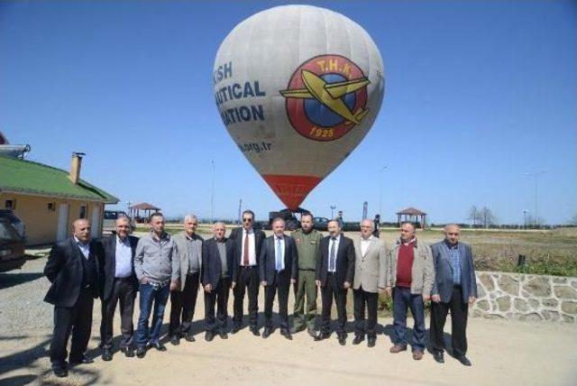 Fenerbah&ccedil;e Otob&uuml;s&uuml;ne Saldırı &Ccedil;ok Y&ouml;nl&uuml; Araştırılıyor: 50 Kişilik &Ouml;zel Ekip Oluşturuldu 1