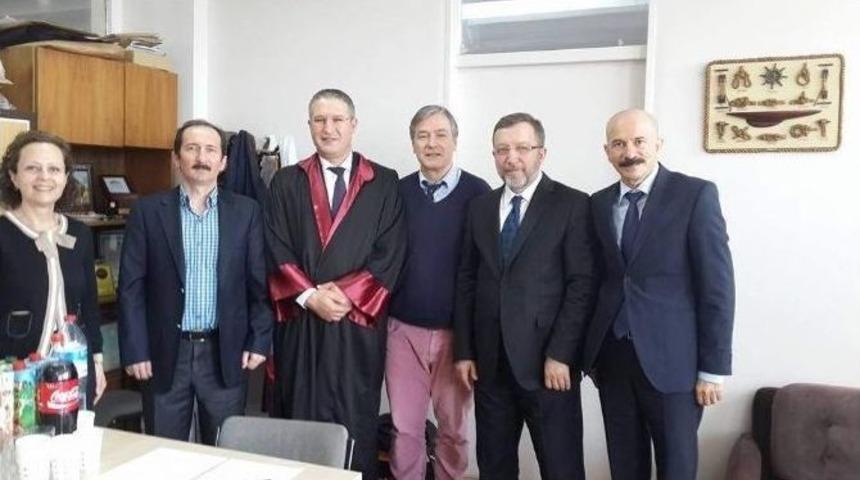 Prof. Dr. Bağış, Se&ccedil;im &Ccedil;alışmalarının Yanında Bilimsel &Ccedil;alışmalarına Devam Ediyor