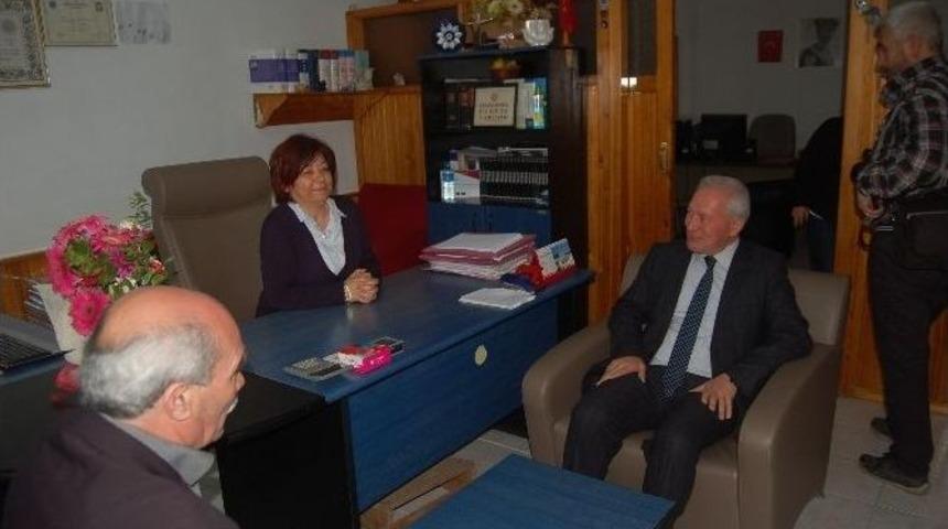 Lapseki&rsquo;de Avukatlar G&uuml;n&uuml; Kutlaması